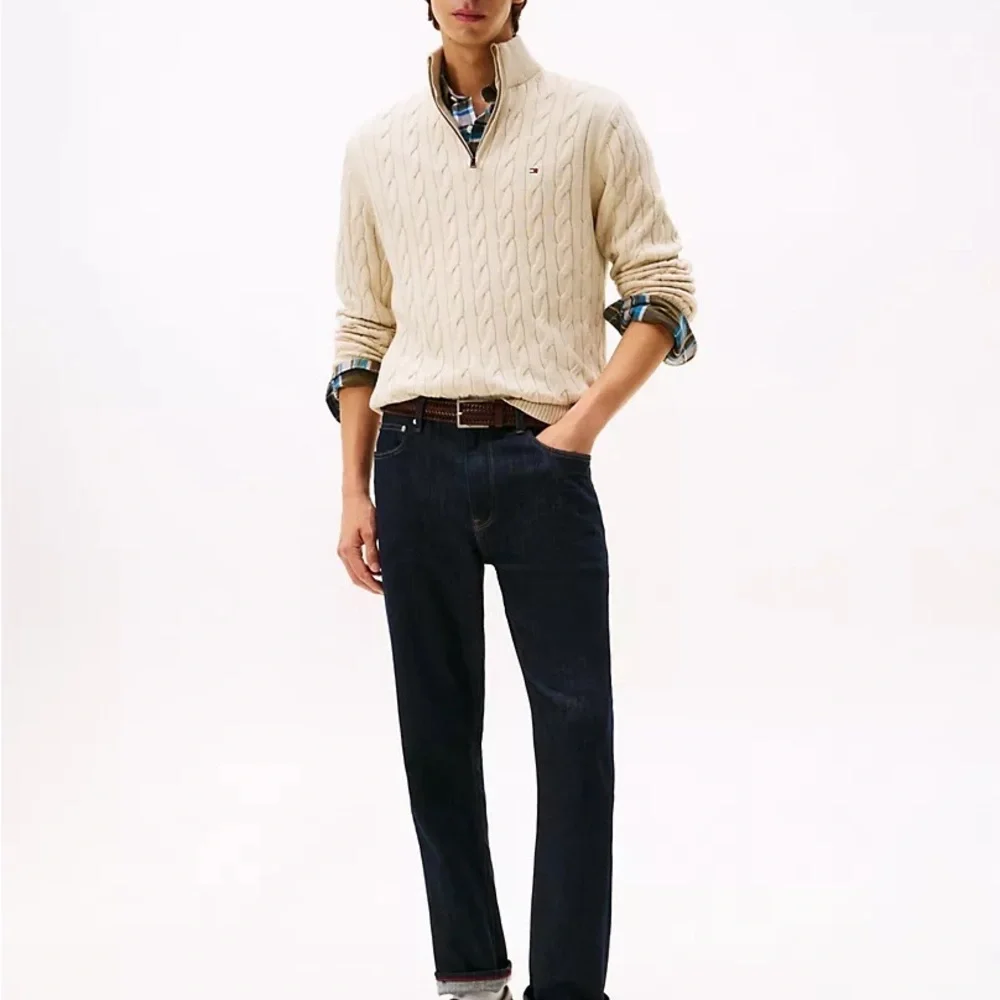 New! Tommy Hilfiger Men's Cream Cable Knit Sweater Size M